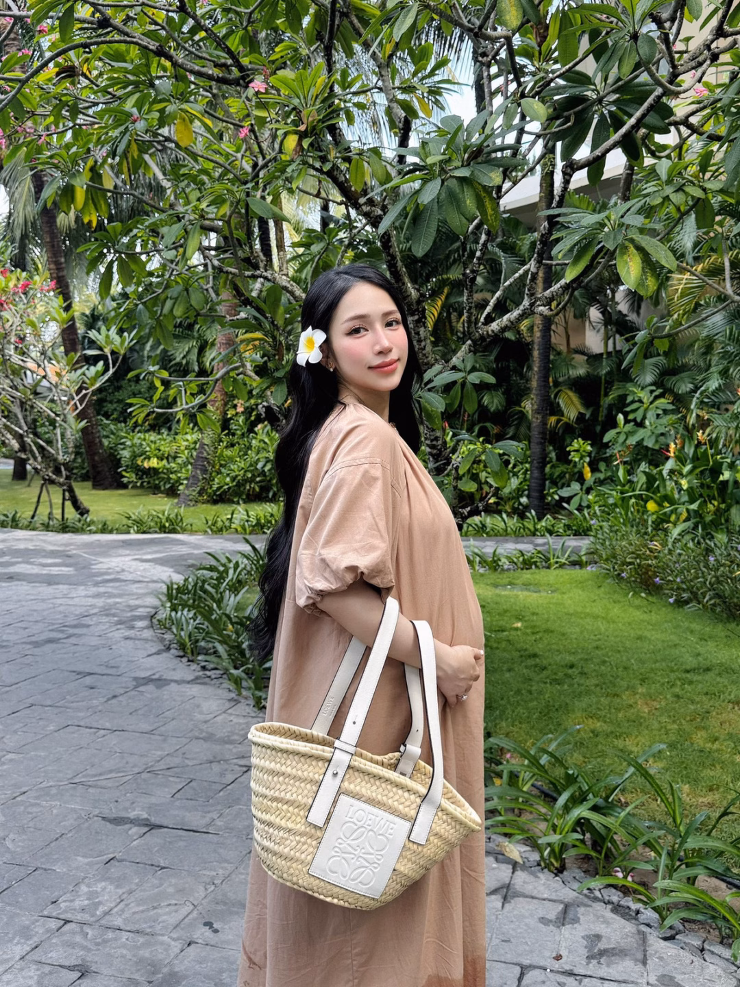 Mẹ bầu amp;#34;hot nhất cõi mạngamp;#34; Joyce Phạm style đi biển cực cuốn - 8