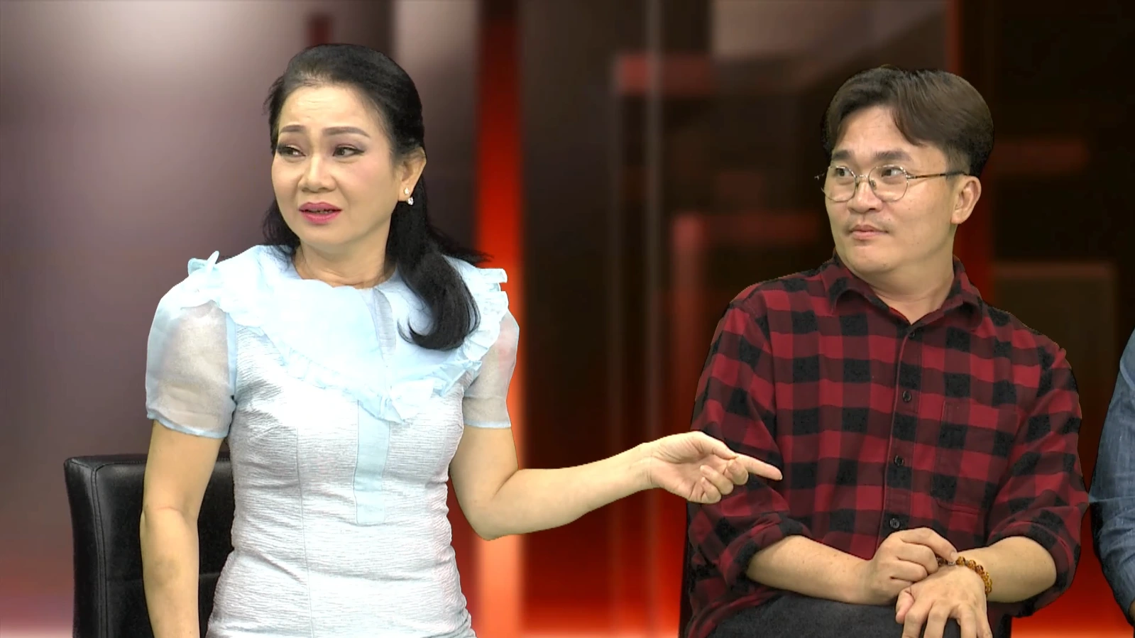 Nghệ sĩ Hoàng Trinh bật mí tính cách真实 trong Ngày xửa ngày xưa Theo dàn cast Ngày xửa ngày xưa, Hoàng Trinh là người có nhiều năng lượng nhất trong nhóm
