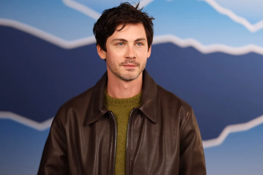 Ngôi sao Percy Jackson dùng chiêu ‘dụ’ bạn gái bằng Sex and the City