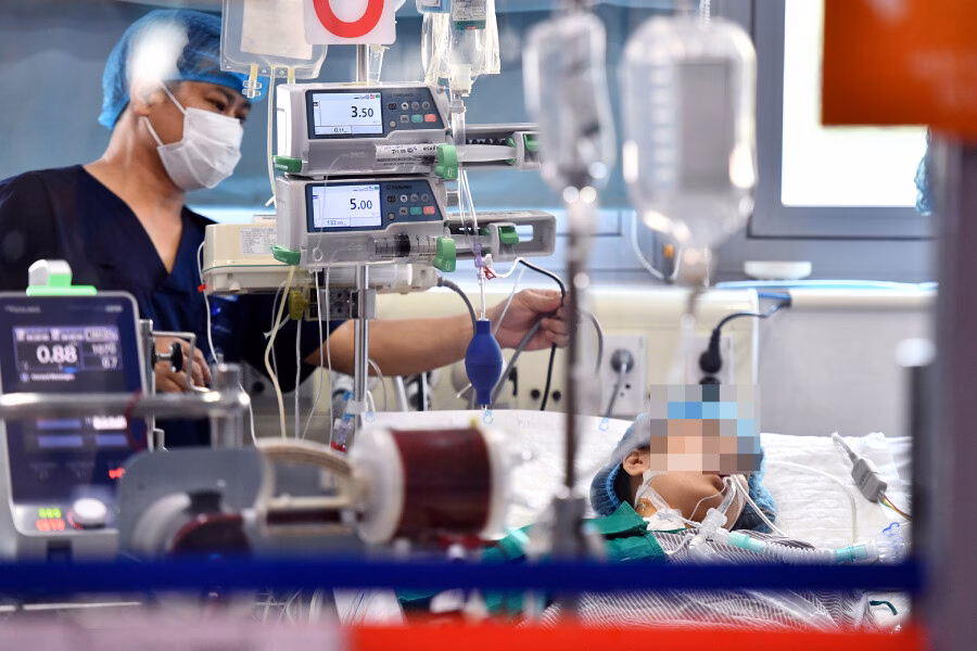 Nhận biết sớm đột quỵ ở nữ giới bằng quy tắc FAST