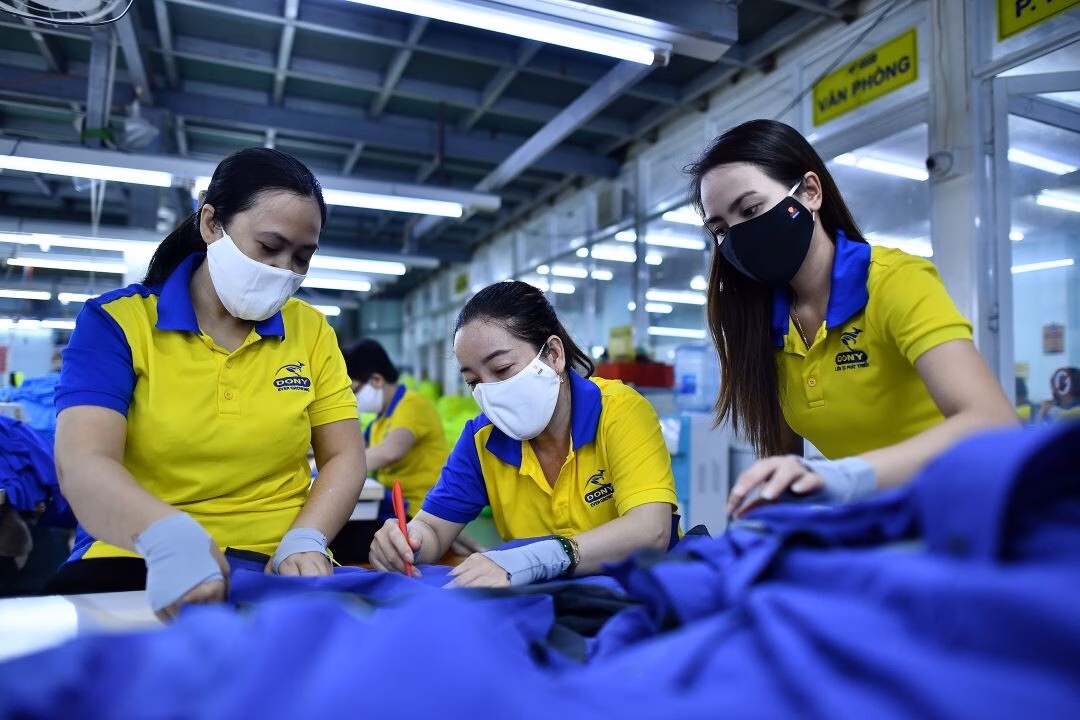 Nhiều doanh nghiệp Việt Nam thận trọng với triển vọng kinh doanh 6 tháng cuối năm