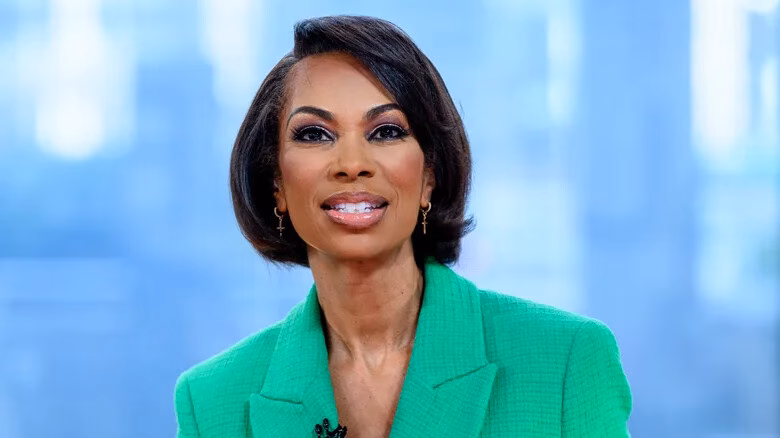 Nữ diễn viên Harris Faulkner thử nghiệm phong cách tóc dài, khác hẳn với mái bob quen thuộc