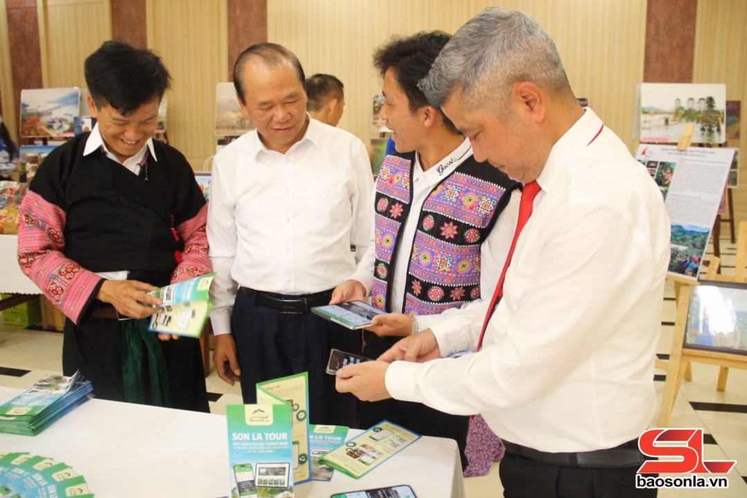 Sơn La ra mắt phần mềm du lịch thông minh Sơn La Tour Giao diện ứng dụng “Sơn La Tour”.
