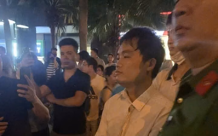 Hai anh em nguy kịch sau tai nạn liên hoàn do giảng viên uống rượu gây ra - Ảnh 2.