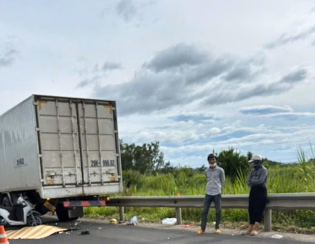 Tai nạn trên Quốc lộ 1A, 3 người tử vong tại Đắk Lắk