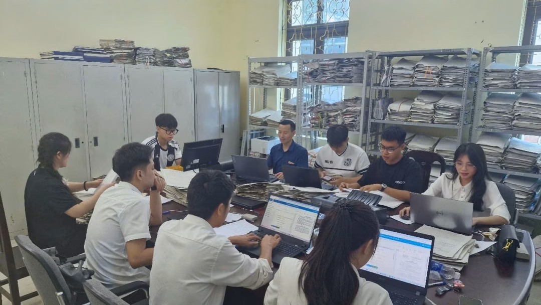 TAND khu vực 3 – Thanh Hóa: Sáp nhập thành công, đổi mới và nâng cao hiệu quả công tác Cán bộ TAND khu vực 3 - Thanh Hóa thực hiện số hóa hồ sơ dữ liệu hôn nhân