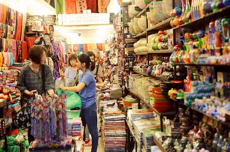 Thách thức chuyển đổi pháp lý cho hộ kinh doanh và nhu cầu chính sách phù hợp