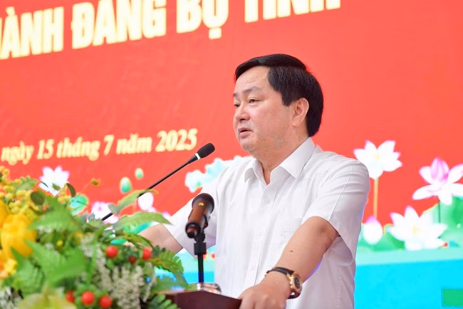 Tín dụng tăng 9,9% trong 6 tháng, tiền tệ và vốn tăng mạnh Doanh nghiệp thương mại điện tử: Nắm vững chính sách để phát triển bền vững