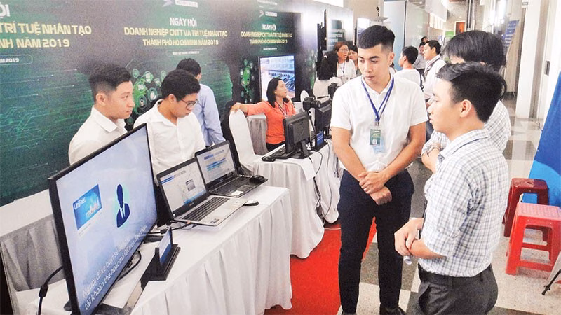 TP HCM: Đẩy mạnh ứng dụng AI và Big Data trong sản xuất và kinh doanh năm 2025