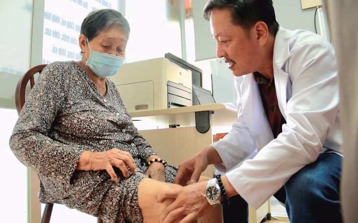 Tuổi trẻ Bắc Ninh trao 1.000 suất quà cho gia đình chính sách dịp 27-7 Tuổi trẻ Bắc Ninh gửi nghìn suất quà tới gia đình chính sách, người có công - Ảnh 3.