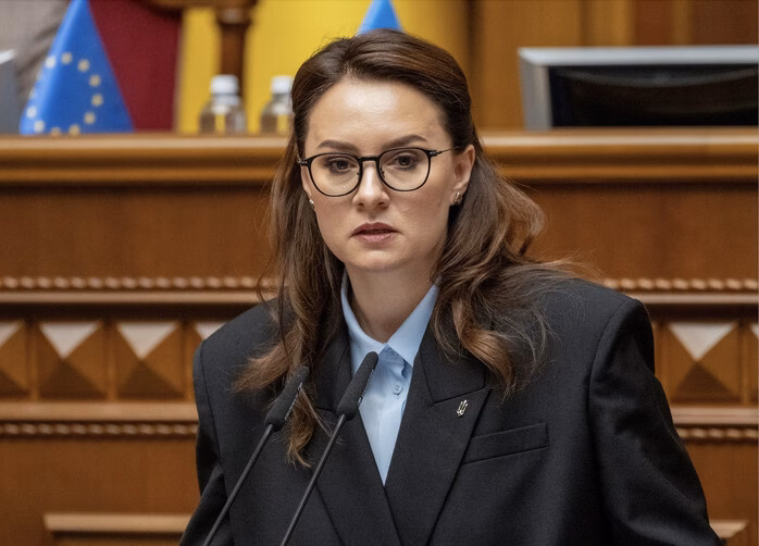 Ukraine có Thủ tướng mới Vì sao Ukraine khẩn thiết yêu cầu thêm hệ thống Patriot?