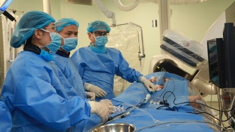 Tên lửa, xe chiến đấu 'Made in Vietnam' phô diễn sức mạnh tại buổi hợp luyện A80