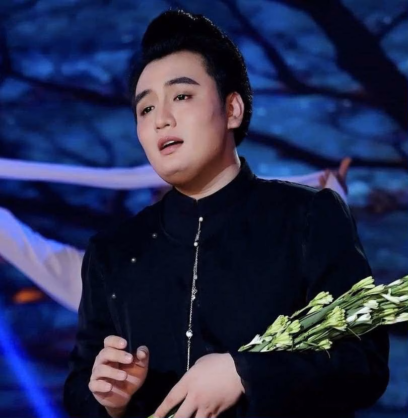 Bình Nguyên trở lại với ca khúc về mẹ, sâu sắc và trưởng thành hơn Khúc ca về mẹ của ca sĩ Bình Nguyên “thắp sáng” nỗi lòng những người con mùa Vu Lan báo hiếu