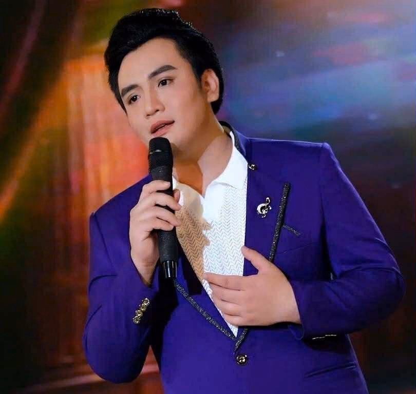 Bình Nguyên trở lại với ca khúc về mẹ, sâu sắc và trưởng thành hơn Giọng hát nội lực, truyền cảm cùng khả năng thể hiện có chiều sâu giúp cái tên Bình Nguyên ngày càng được nhiều người biết đến, yêu mến, đặc biệt trong cộng đồng hâm mộ danh ca Thái Thanh
