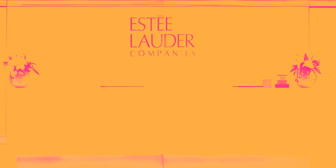 Các cổ phiếu chăm sóc cá nhân tăng trưởng vượt kỳ vọng trong quý 1 Estée Lauder Total Revenue