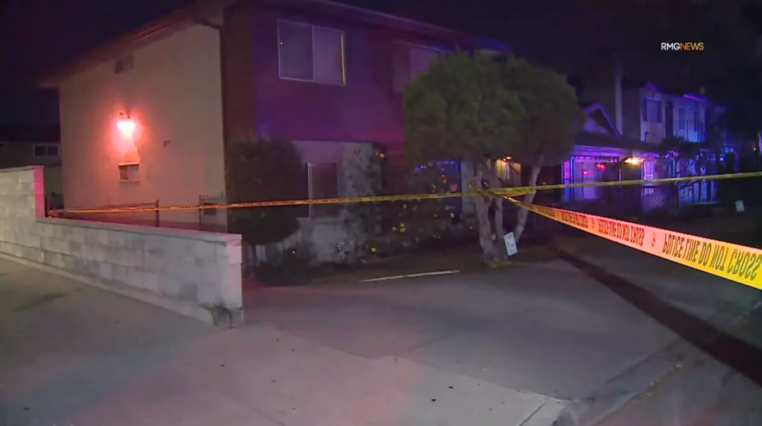 Cậu bé rơi từ căn hộ xuống đất tử vong