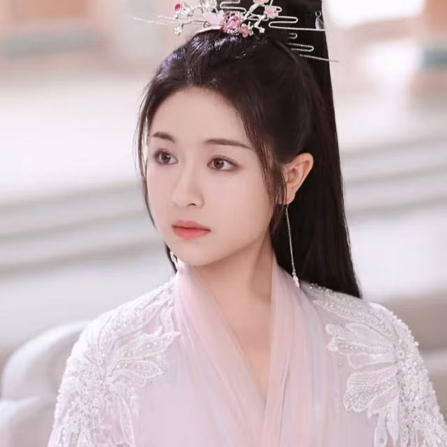 Cô gái đáng 10 điểm trong ‘Triều Tuyết Lục’ lột xác thành mỹ nhân vạn người mê Từng bị chê là "thảm họa visual" phim cổ trang, cô gái lột xác ngoạn mục thành đại mỹ nhân tài sắc vẹn toàn hot nhất lúc này- Ảnh 9.