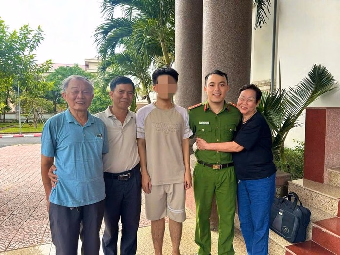 Công an xã ngăn vụ lừa đảo ‘bắt cóc’ con trai rồi tống tiền 250 triệu đồng