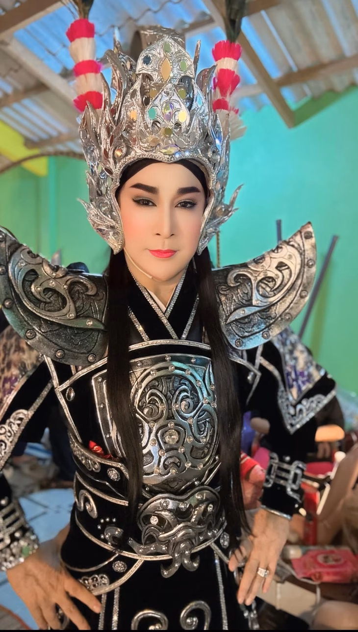 Ở tuổi 59, anh vẫn có niềm đam mê mãnh liệt với bộ môn cải lương.