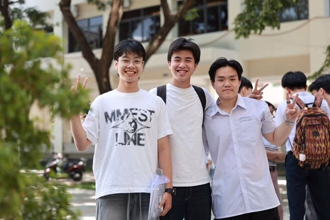 Đại học Yersin Đà Lạt công bố điểm sàn ngành Công nghệ thông tin Điểm sàn Trường Đại học Yersin Đà Lạt năm 2025. Ảnh: Nhà trường