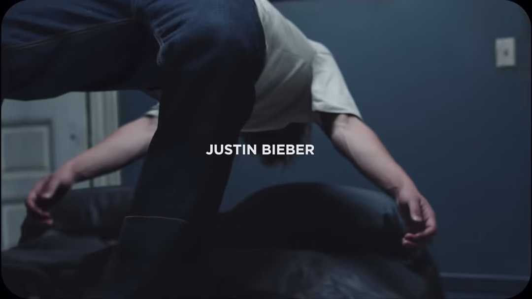 MV Stay của The Kid LAROI, Justin Bieber