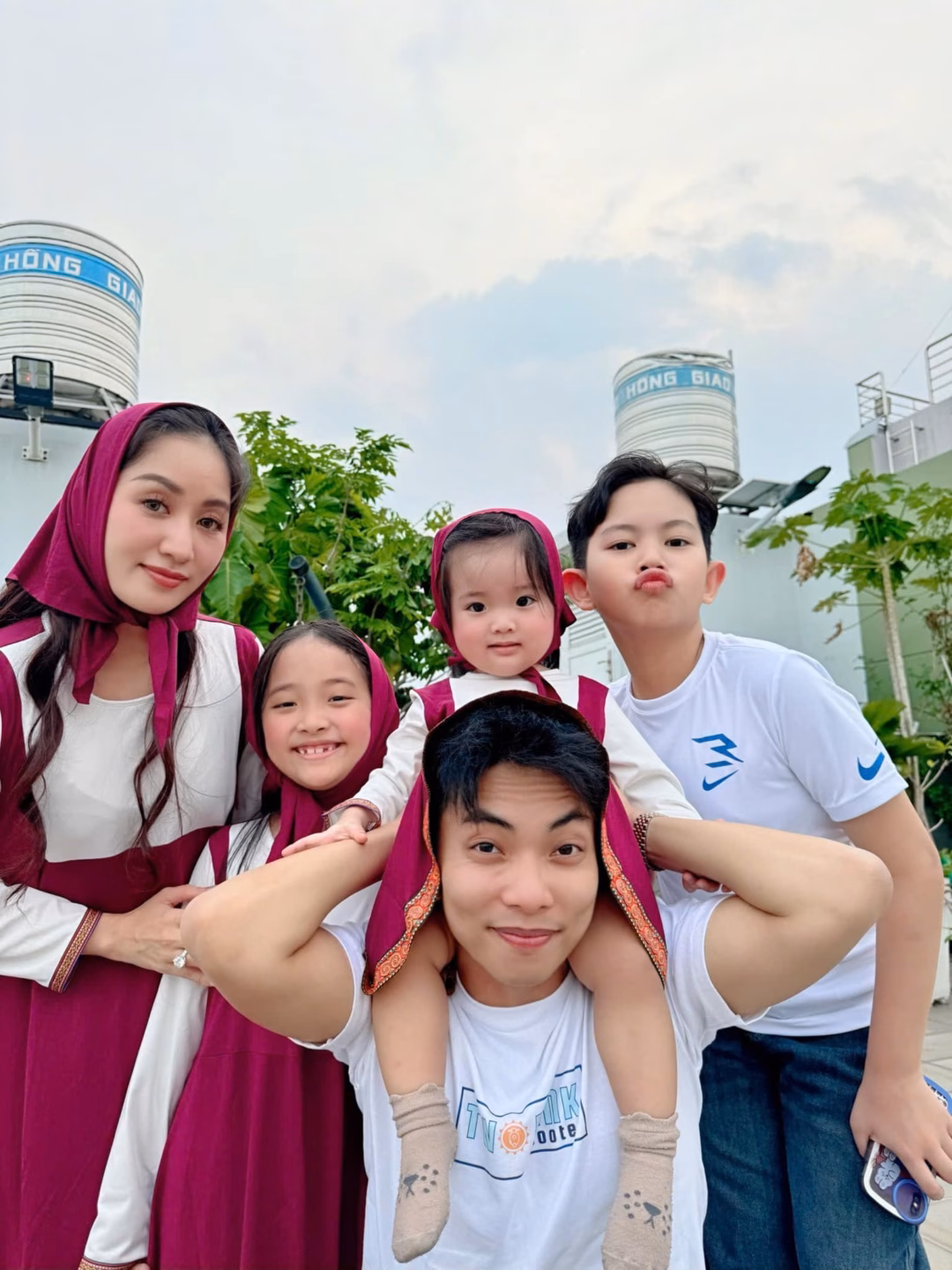 Khánh Thi - Phan Hiển đẻ được 3 nhóc tỳ quá xuất sắc, rục rịch sinh thêm con thứ 4, netizen ủng hộ nhiệt tình- Ảnh 6.