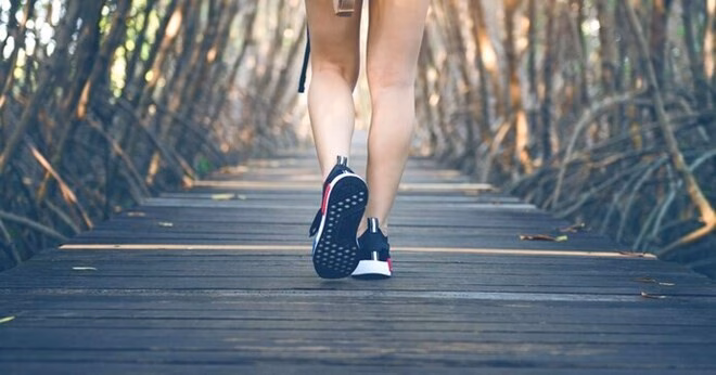 Đi bộ nhanh cho sức khỏe tim mạch, tốc độ nào là lý tưởng?