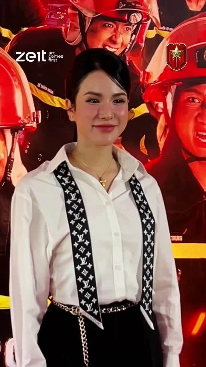 Diệp Lâm Anh ở họp báo