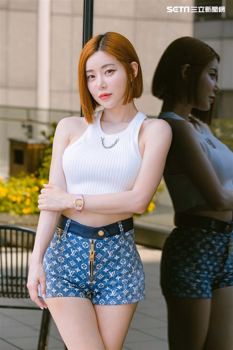 DJ Soda tiết lộ tình huống khiếm thị vì tẩy tóc