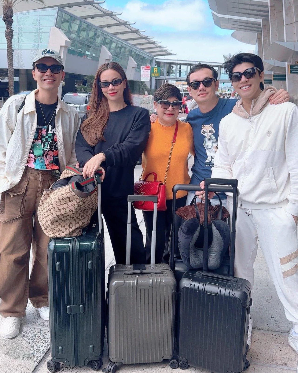 H’Hen Niê phủ nhận đồn đoán có bầu đôi