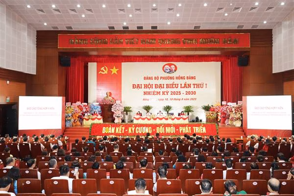 Hà Nội: Phường Ngô Quyền ra mắt mô hình Tổ tuyên truyền hỗ trợ dịch vụ công 245 đại biểu dự Đại hội đại biểu Đảng bộ phường Hồng Bàng lần thứ I, nhiệm kỳ 2025 - 2030