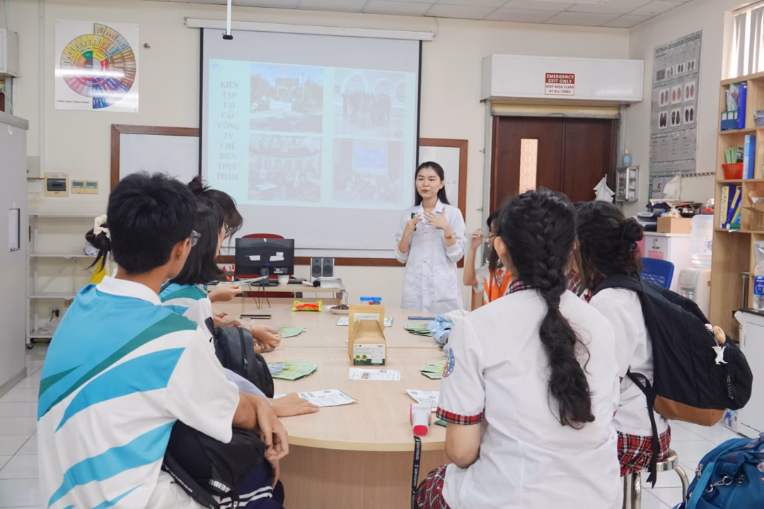 Hạnh phúc trong công việc đến từ đam mê và cống hiến
