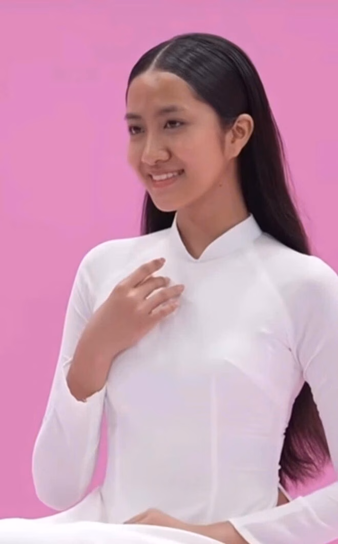 Hoa hậu Hà Trúc Linh chia sẻ bí quyết sở hữu làn da sáng mịn