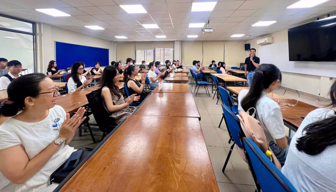 Học tập đa văn hóa và toàn cầu với chương trình liên kết đại học quốc tế