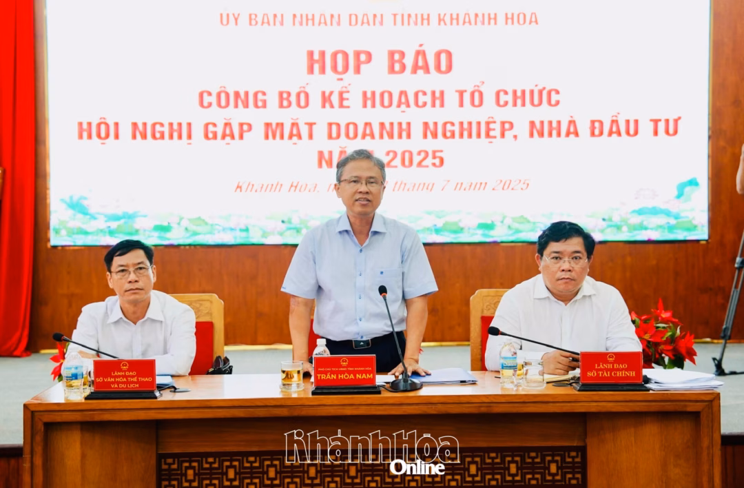 Hội nghị Gặp mặt Doanh nghiệp và Nhà đầu tư Năm 2