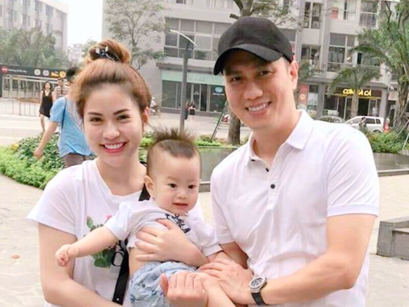 Hương Trần – vợ cũ NSƯT Việt Anh gây ấn tượng với nhan sắc hiện tại