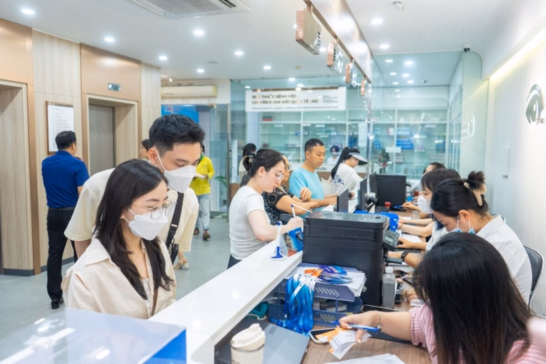 Khám Phá Giải Pháp Mổ Cận Tùy Chỉnh Cho Tương Lai Xán Lạn
