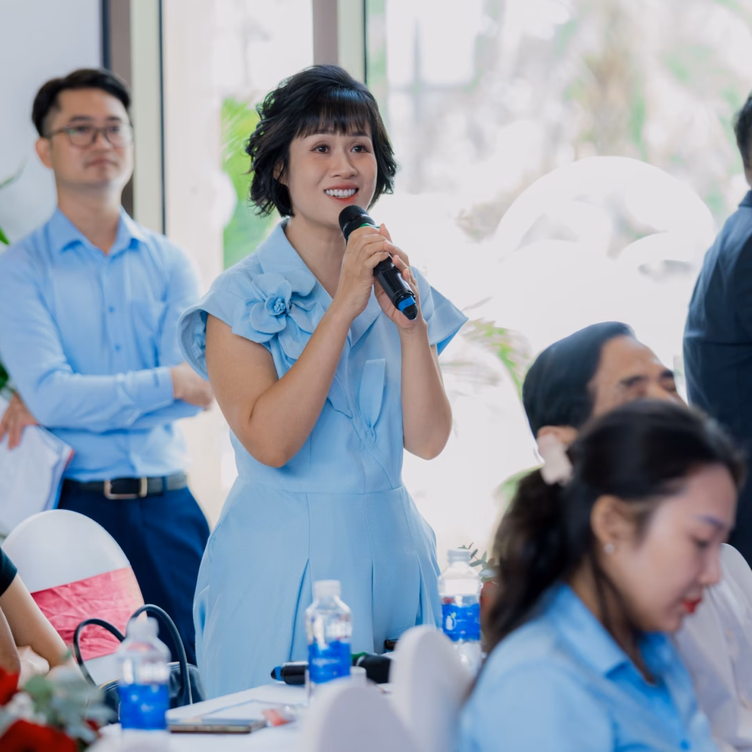 Khu Đô Thị Hiện Đại Hồng Hạc City: Lựa Chọn Rowing Với Phú Mỹ Hưng Và VietinBank Chủ đầu tư uy tín, khu đô thị quy hoạch bài bản, thiết kế sản phẩm công năng, hữu dụng phù hợp để ở và kinh doanh là yếu tố thuyết phục chị Minh Hằng mua Hồng Hạc City ngay trong đợt mở bán đầu tiên.