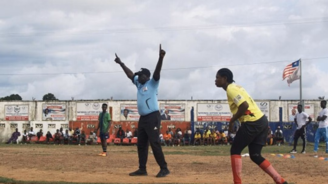 Kickball – Bóng đá bằng chân, biểu tượng gắn kết phụ nữ Liberia