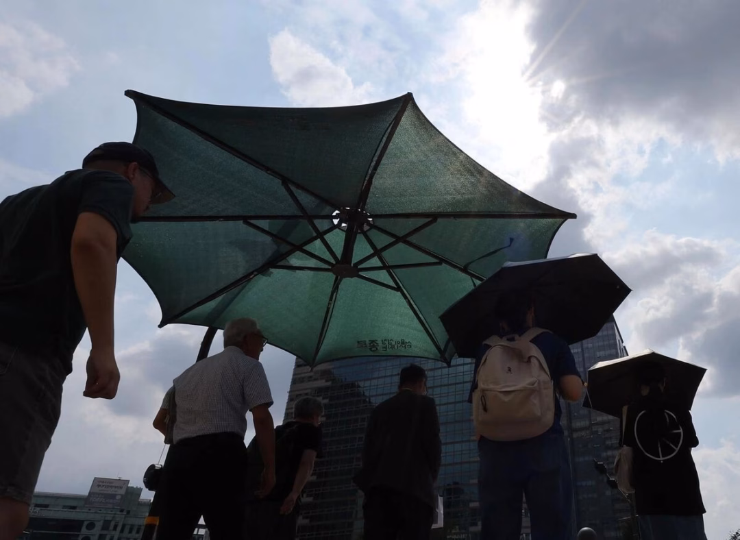 Lạnh Giữa Mùa Hè Ở Seoul: Mẹo Giảm Nóng Hiệu Quả Cho Du Khách