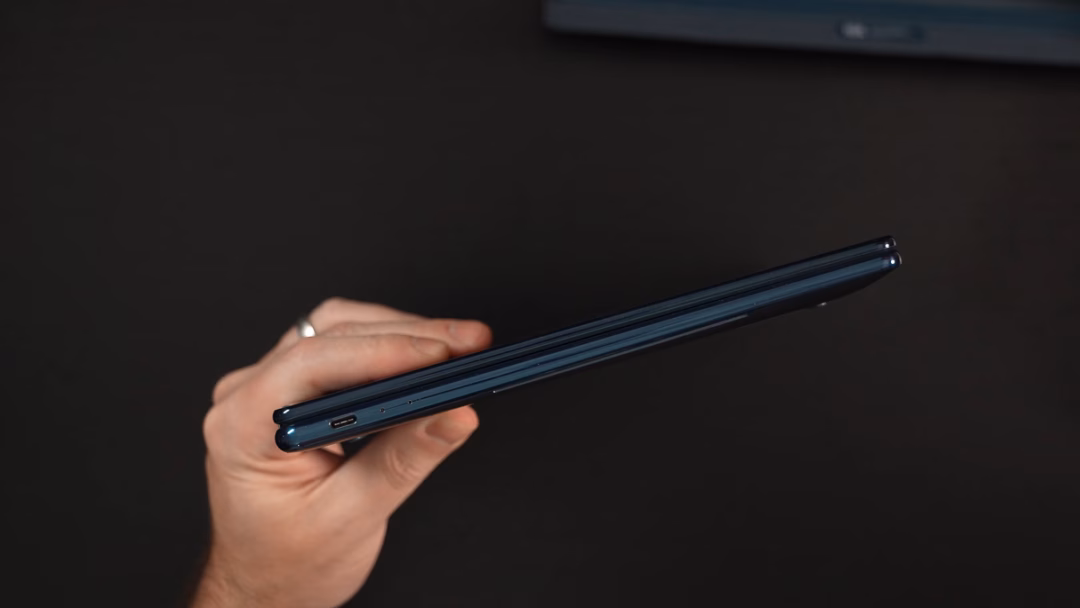 Lenovo Yoga Book 9i Gen 10 – Ultrabook 2 Màn Hình OLED: Lựa Chọn Cho Công Việc Và Sáng Tạo
