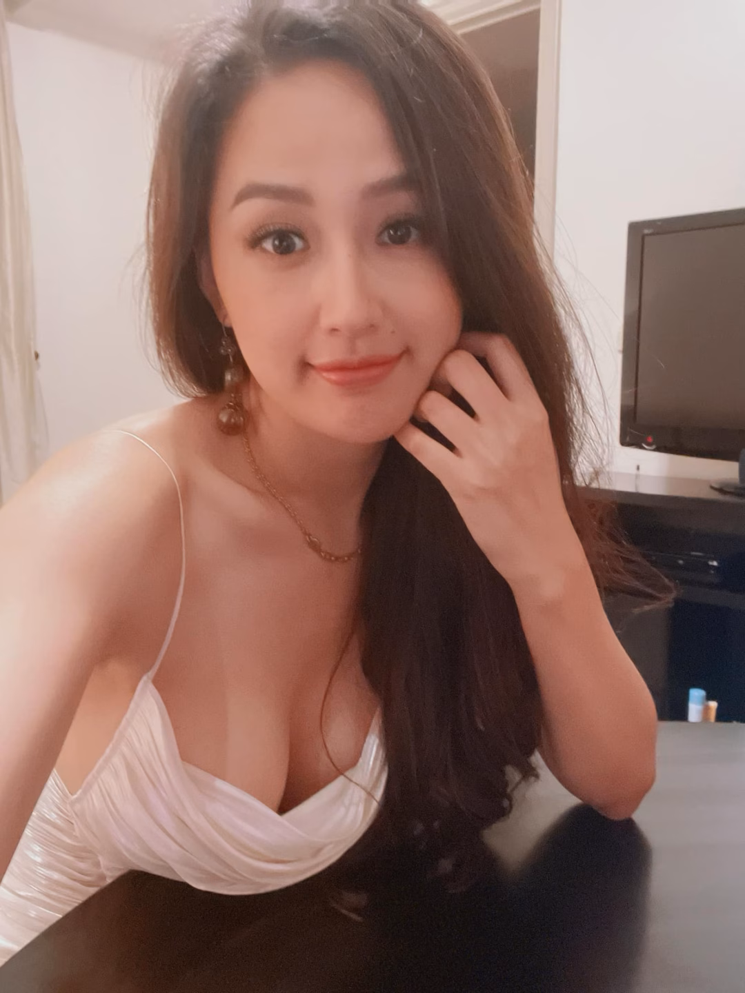 Mai Phương Thúy khoe nhan sắc ‘không tuổi’ sau 20 năm