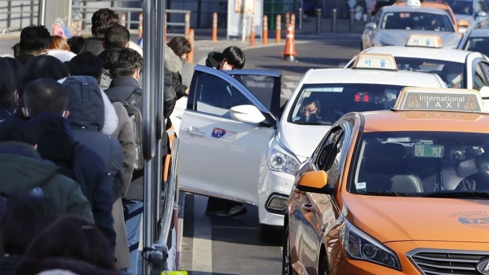 Mẹo du lịch Seoul an toàn trong mùa nắng nóng du lịch hàn quốc trong đợt nắng nóng nên lưu ý điều gì hình ảnh 2