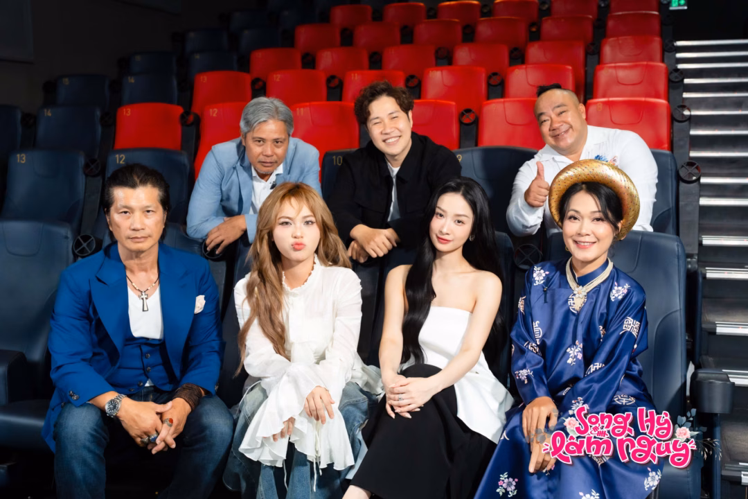 MisThy góp mặt trong dự án điện ảnh Song Hỷ Lâm Nguy bên cạnh dàn diễn viên lớn MisThy lần đầu hóa thân thành cô nàng Gen Z trong vai nữ chính của phim Song Hỷ Lâm Nguy - ảnh 3
