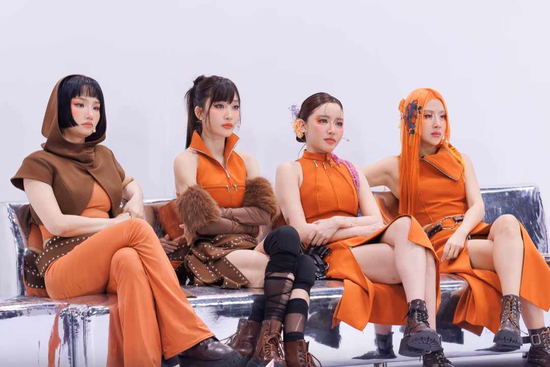 Miu Lê giành chiến thắng đầu tiên với vai trò đội trưởng trong Em Xinh Say Hi Team Miu Lê gặp khá nhiều áp lực khi bước vào phần thi dance battle