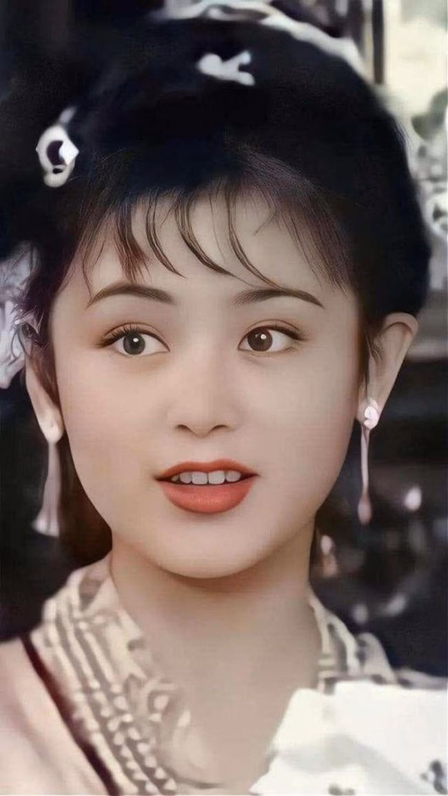 Mỹ nhân màn bạc Trung Quốc trong phim Quỳnh Dao 10 mỹ nhân đẹp nhất phim Quỳnh Dao: Triệu Vy - Lâm Tâm Như mất hút, hạng 1 lỡ ngắm là nghiện cả đời- Ảnh 7.