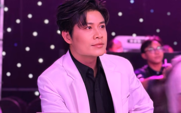 Nguyễn Văn Chung được fan gọi là 'nhạc sĩ hài V-pop'