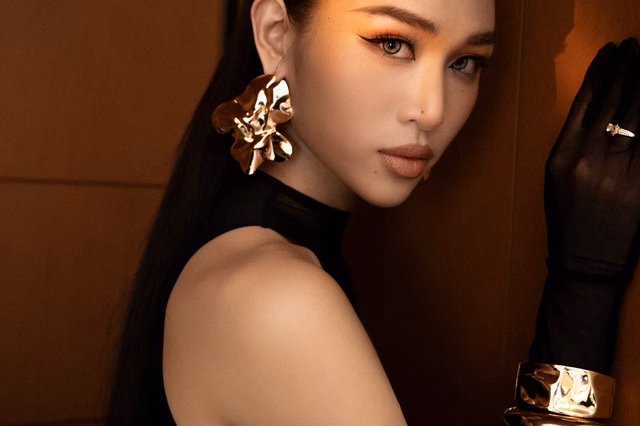 Nữ người mẫu và bạn trai 1m86 xuất hiện tại họp báo Vietnam’s Next Top Model Á hậu chuyển giới Minh Anh công khai bạn trai cao 1m86, thoải mái chụp ảnh tình tứ tại thảm đỏ- Ảnh 5.