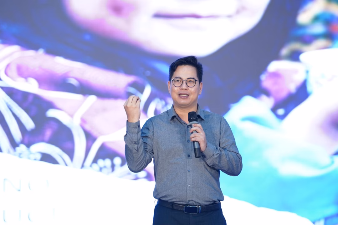 Thạc sĩ Hoàng Ngọc Dũng - Hiệu trưởng Trường Trung cấp Kinh tế – Kỹ thuật Trần Đại Nghĩa (tỉnh Khánh Hòa). Ảnh: NVCC.