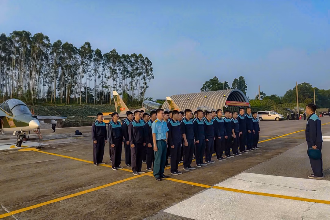 Ban bay đầu tiên của Trung đoàn 940 hoàn thành xuất sắc tại sân bay Kép - Ảnh 5.